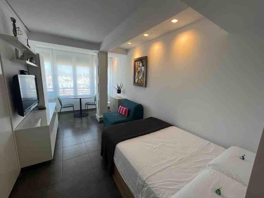 Centrico Apartamento En El Riscal Alicante Ngoại thất bức ảnh